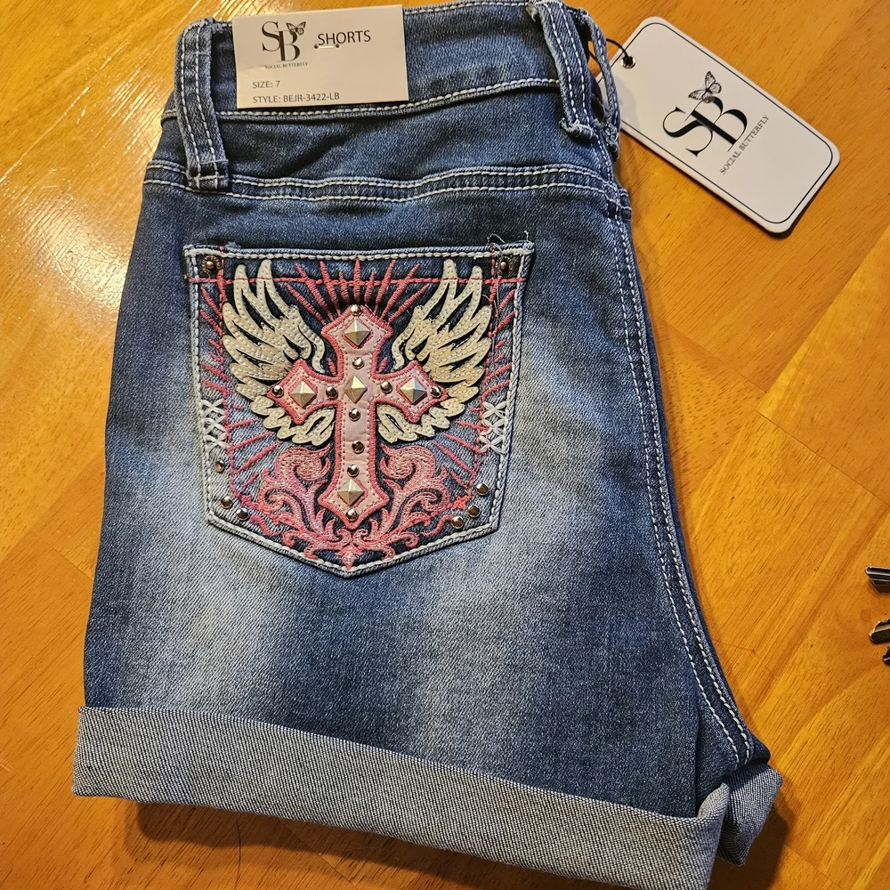 Social Butterflies Embroidered Pink Cross On Pockets💗 Blue Jean Shorts